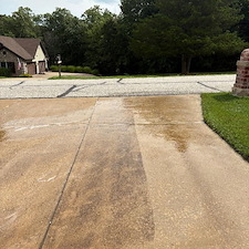 Top-Quality-Driveway-Cleaning-Performed-in-Foristell-MO 2